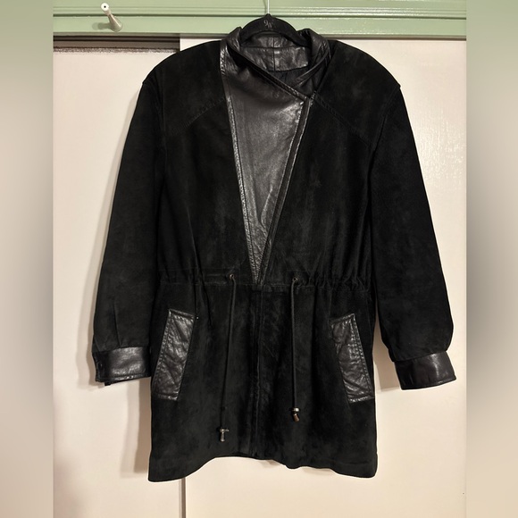 Danier Jackets & Blazers - Danier Black Leather Women's Jacket